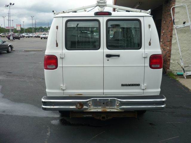 2002 Dodge Ram Van 1500 BASE