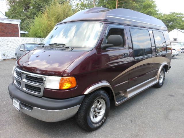 2002 Dodge Ram Van SLT / Big Horn