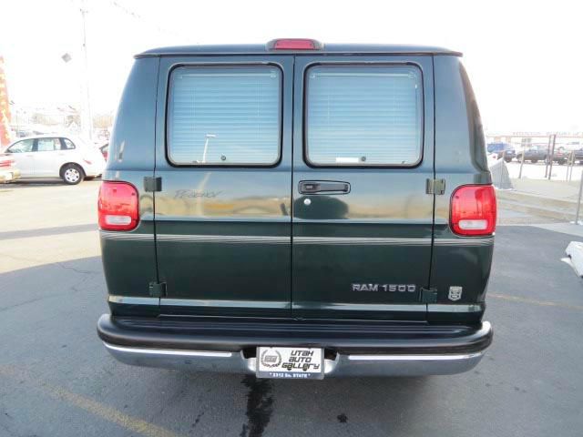 2002 Dodge Ram Van XE 3.5