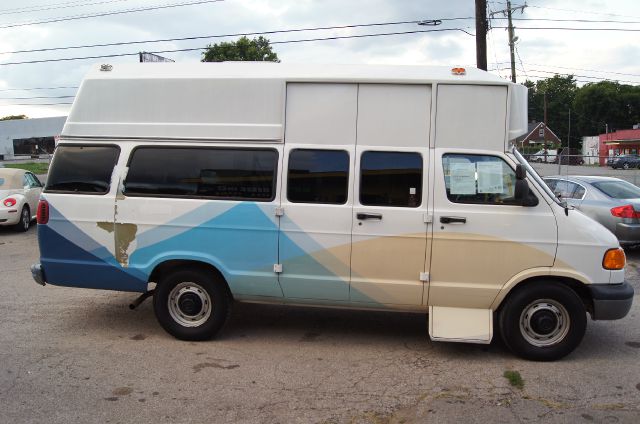 2002 Dodge Ram Van AWD XR - Htd Lthr New Tires