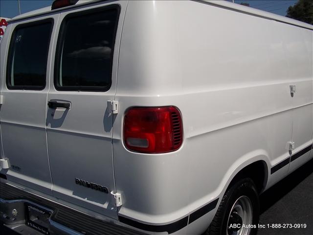 2002 Dodge Ram Van Unknown