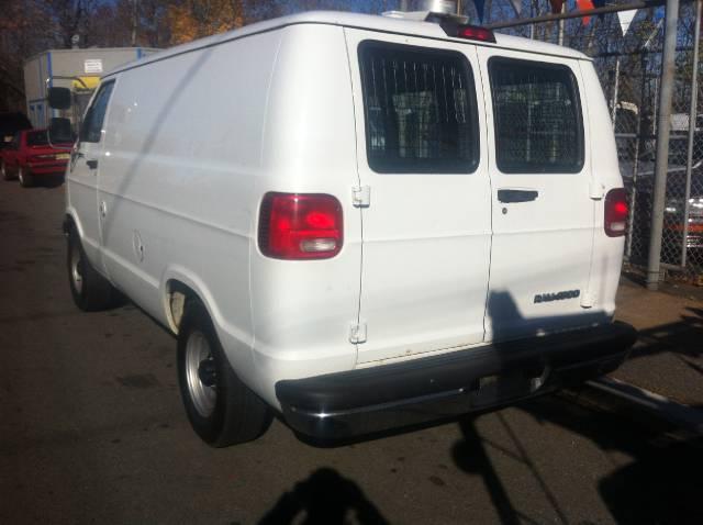 2002 Dodge Ram Van Base