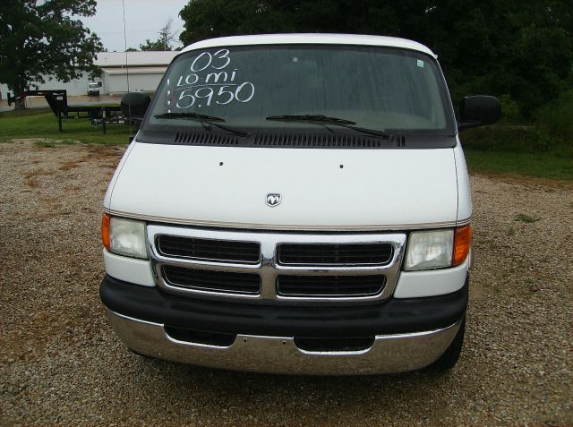 2003 Dodge Ram Van SLT / Big Horn