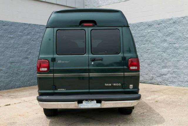 2003 Dodge Ram Van SPEC V