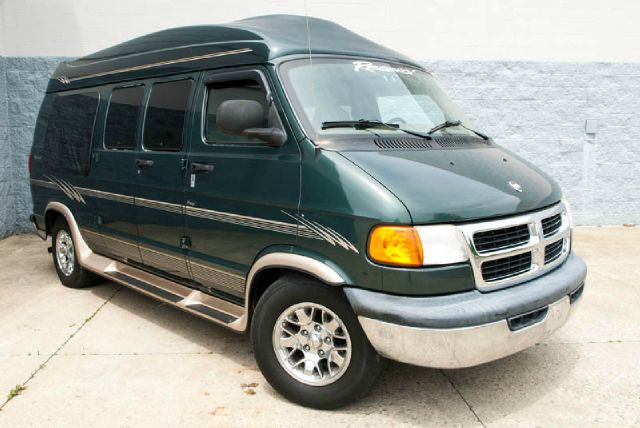 2003 Dodge Ram Van SPEC V