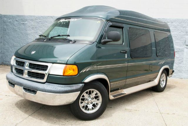 2003 Dodge Ram Van SPEC V