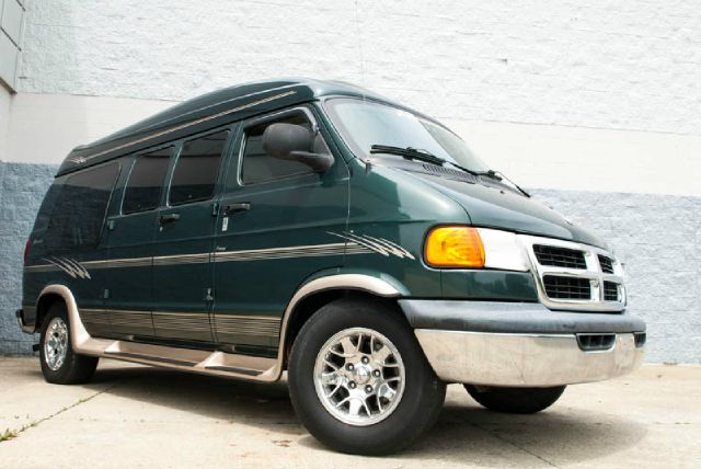 2003 Dodge Ram Van SPEC V