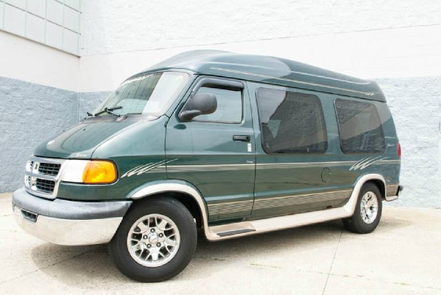 2003 Dodge Ram Van SPEC V