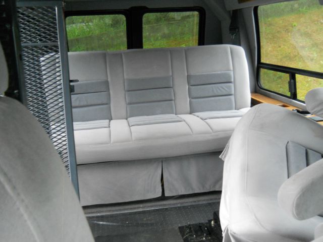 2003 Dodge Ram Van SLT / Big Horn