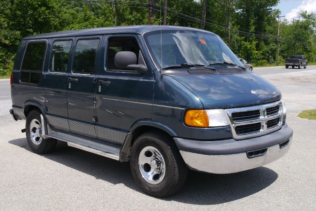 2003 Dodge Ram Van XE 3.5