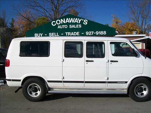 2003 Dodge Ram Van Base