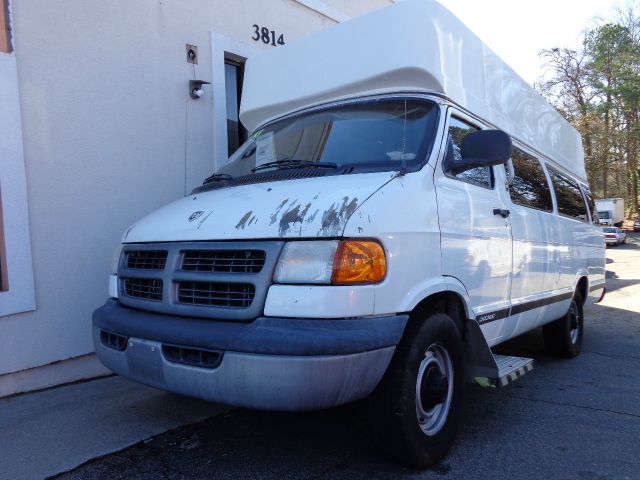 2003 Dodge Ram Van LS Cusom Wheels