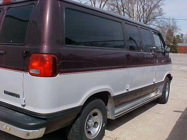 1997 Dodge Ram Wagon Base