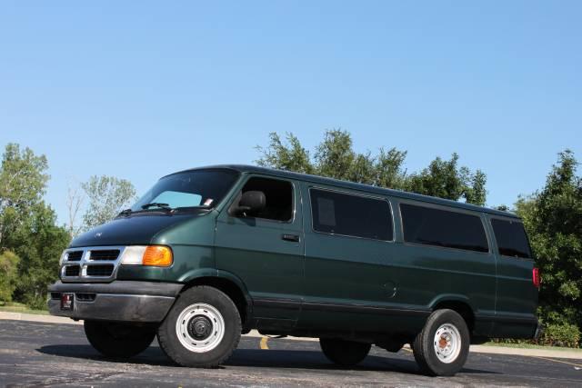 1999 Dodge Ram Wagon CPE