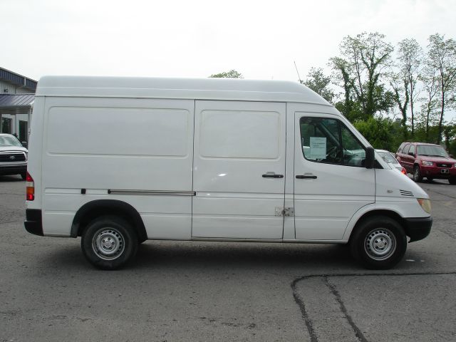 2004 Dodge Sprinter 2500 Ml320 AWD SUV