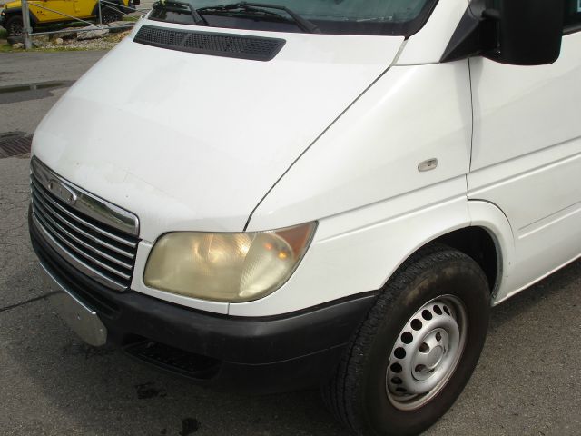 2004 Dodge Sprinter 2500 Ml320 AWD SUV