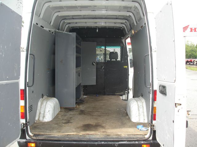 2004 Dodge Sprinter 2500 Ml320 AWD SUV