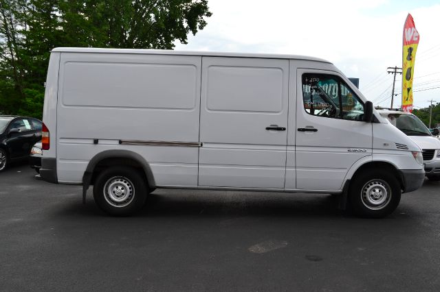 2004 Dodge Sprinter 2500 Ml320 AWD SUV