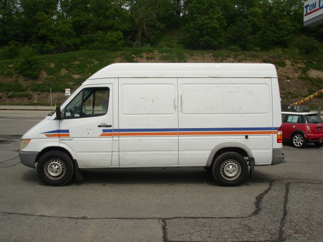 2004 Dodge Sprinter 2500 Ml320 AWD SUV