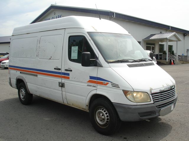 2004 Dodge Sprinter 2500 Ml320 AWD SUV