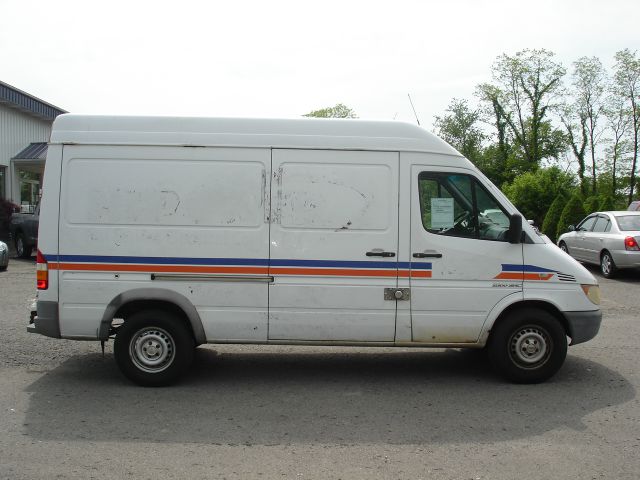 2004 Dodge Sprinter 2500 Ml320 AWD SUV