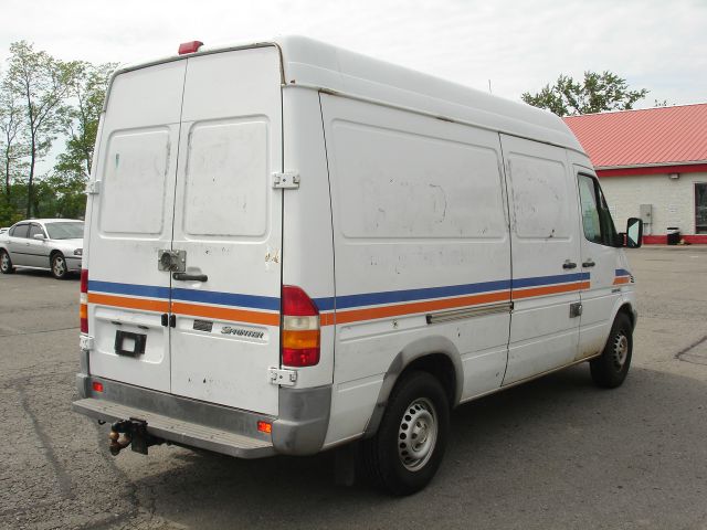 2004 Dodge Sprinter 2500 Ml320 AWD SUV