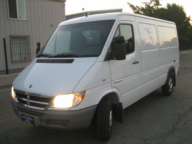 2005 Dodge Sprinter 2500 Ml320 AWD SUV