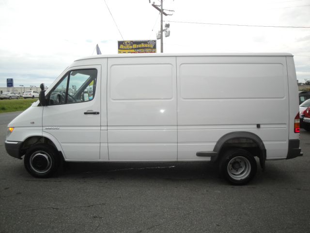 2006 Dodge Sprinter 3500 850csi