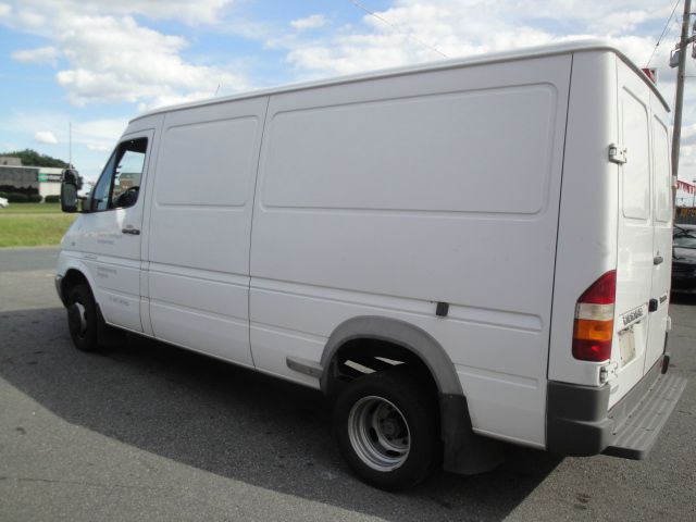 2006 Dodge Sprinter 3500 XLT REG CAB 4X4