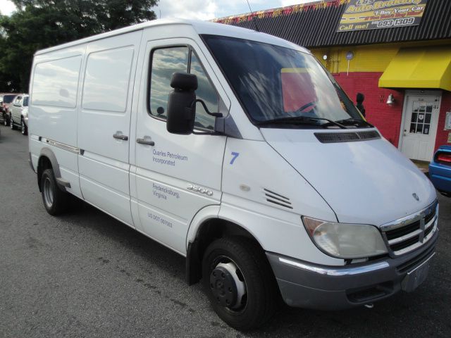 2006 Dodge Sprinter 3500 XLT REG CAB 4X4