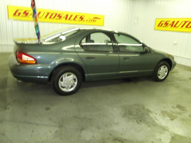 1996 Dodge Stratus Base