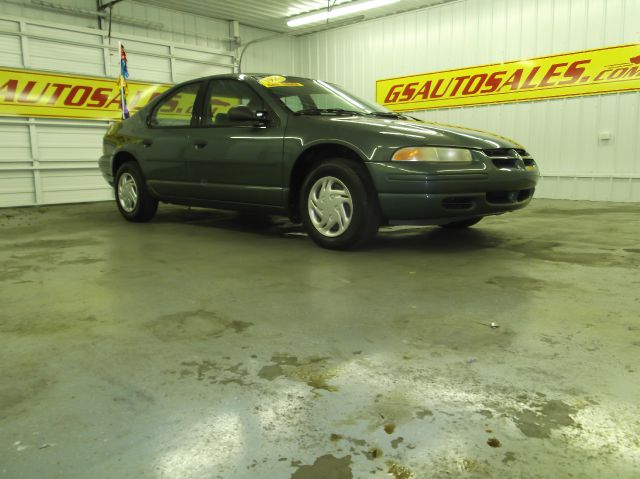 1996 Dodge Stratus Base