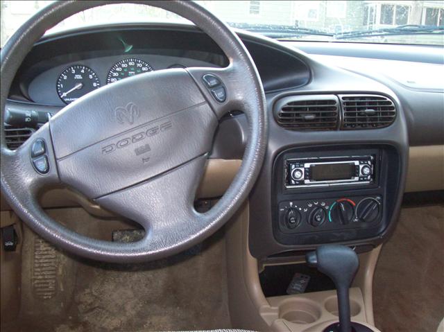 1996 Dodge Stratus Base