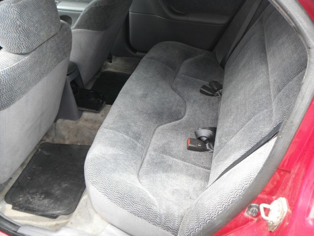 1997 Dodge Stratus Base