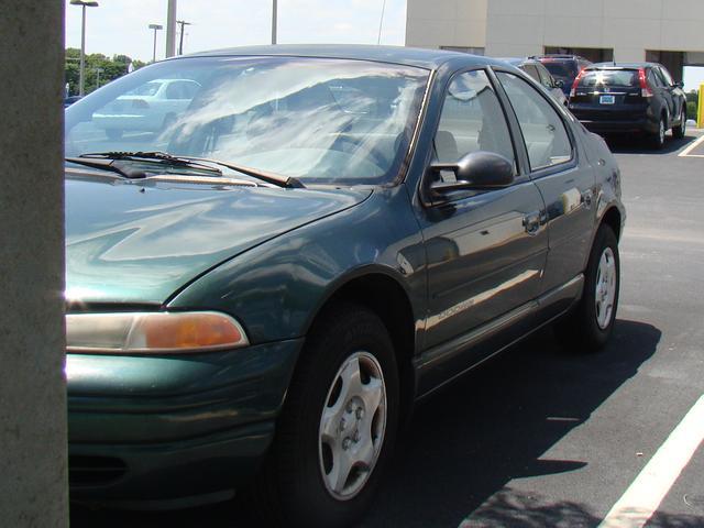 1998 Dodge Stratus Base