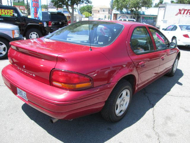 1998 Dodge Stratus Base