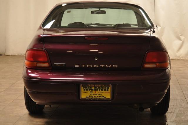 1999 Dodge Stratus Base