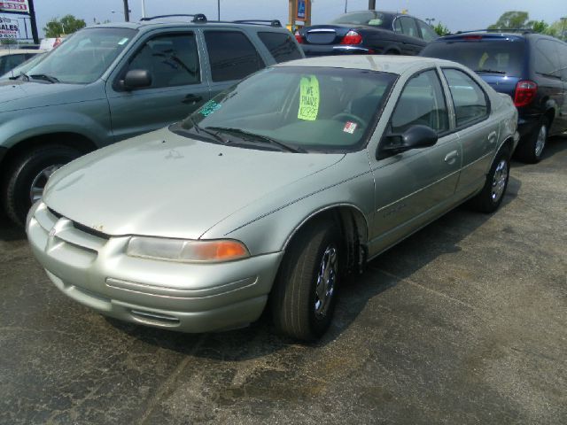 1999 Dodge Stratus Base