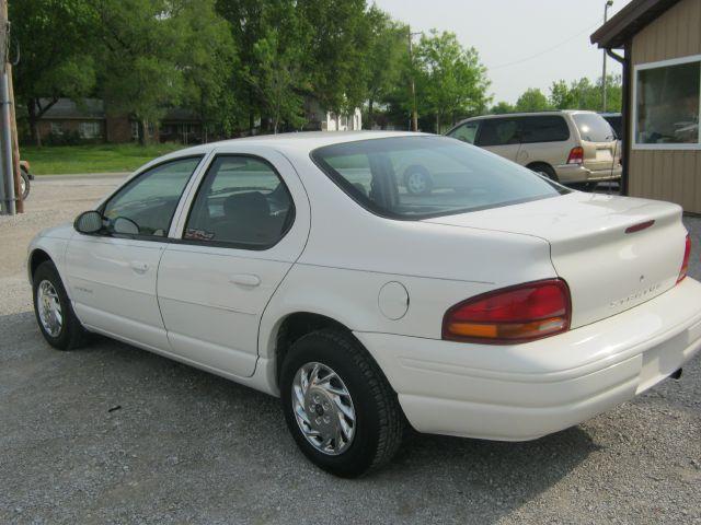 1999 Dodge Stratus Base