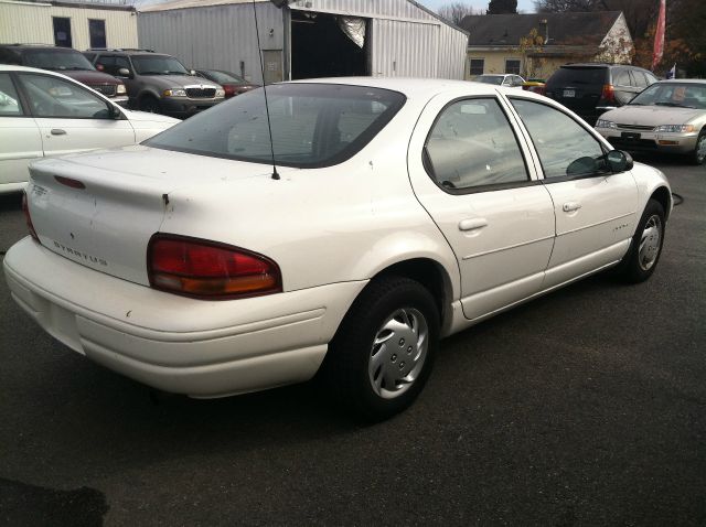 1999 Dodge Stratus Base