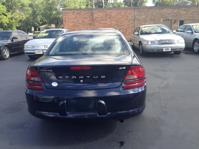 2003 Dodge Stratus Sport -5 Speed-stick-4x4