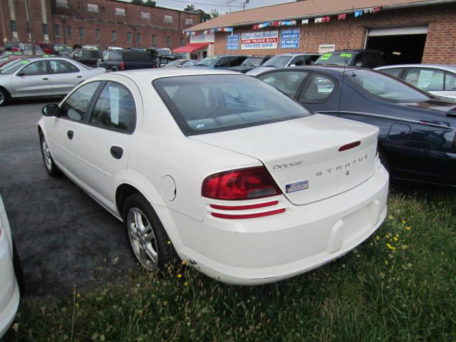 2003 Dodge Stratus Sport -5 Speed-stick-4x4