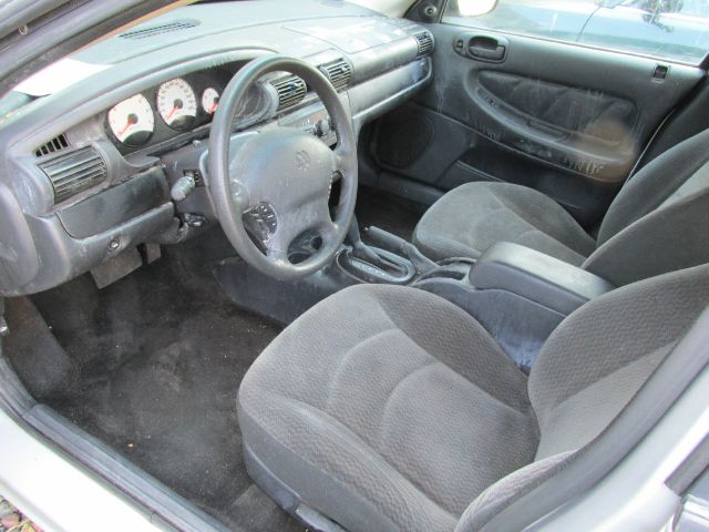 2003 Dodge Stratus Sport -5 Speed-stick-4x4