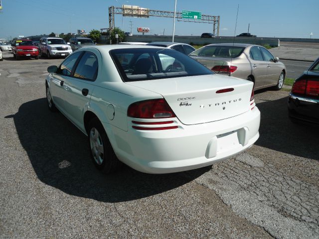 2004 Dodge Stratus Unknown