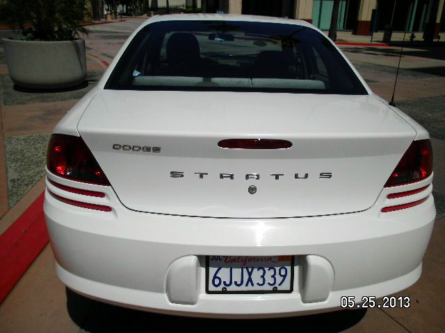 2004 Dodge Stratus Sport -5 Speed-stick-4x4