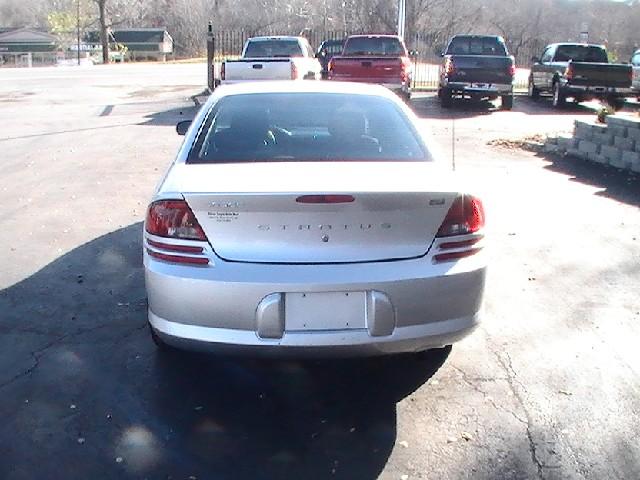 2004 Dodge Stratus S