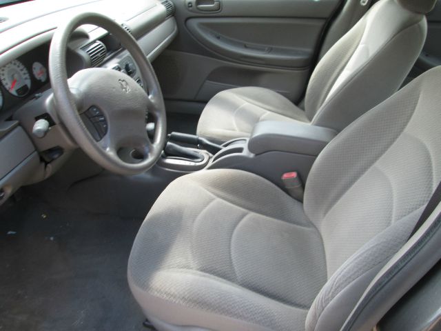 2004 Dodge Stratus Unknown