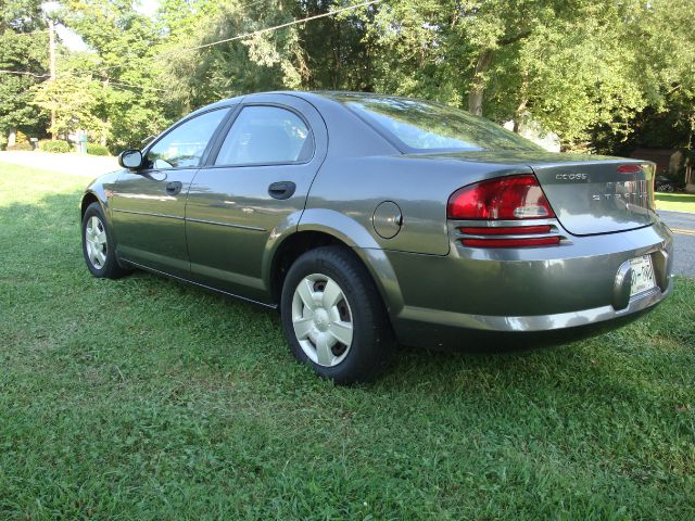 2004 Dodge Stratus Sport -5 Speed-stick-4x4