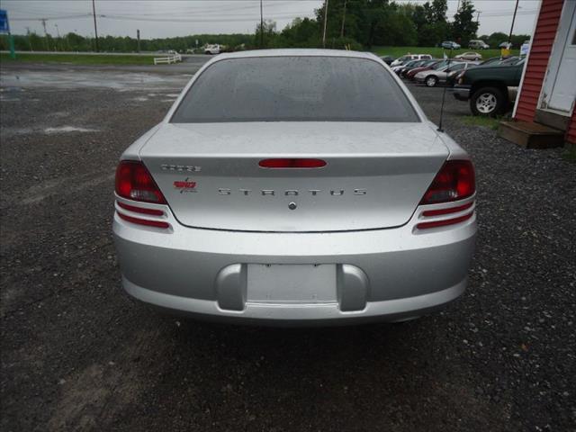 2004 Dodge Stratus SE