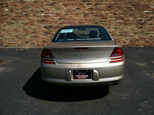 2004 Dodge Stratus Sport -5 Speed-stick-4x4